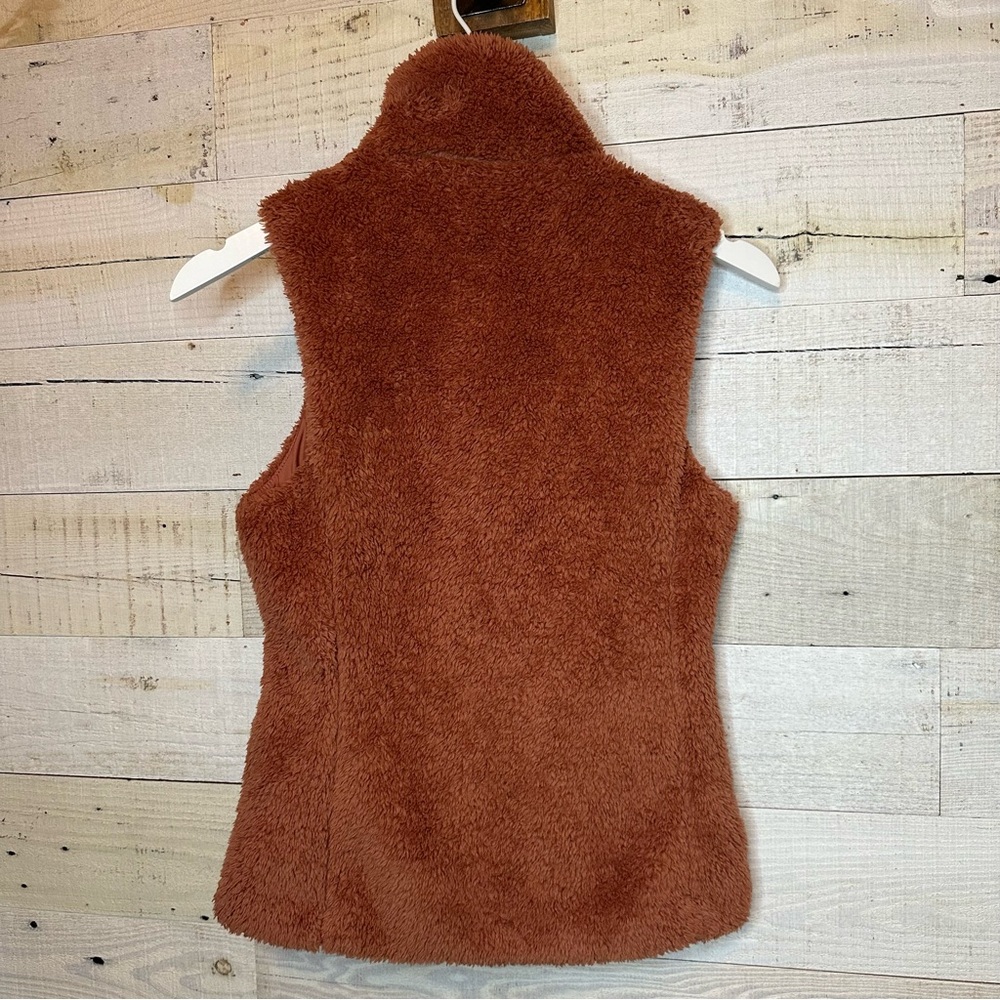 PATAGONIA LOS GATOS FLEECE VEST WOMEN'S 
COLOR: CENTURY PINK XS - Picture 3 of 11